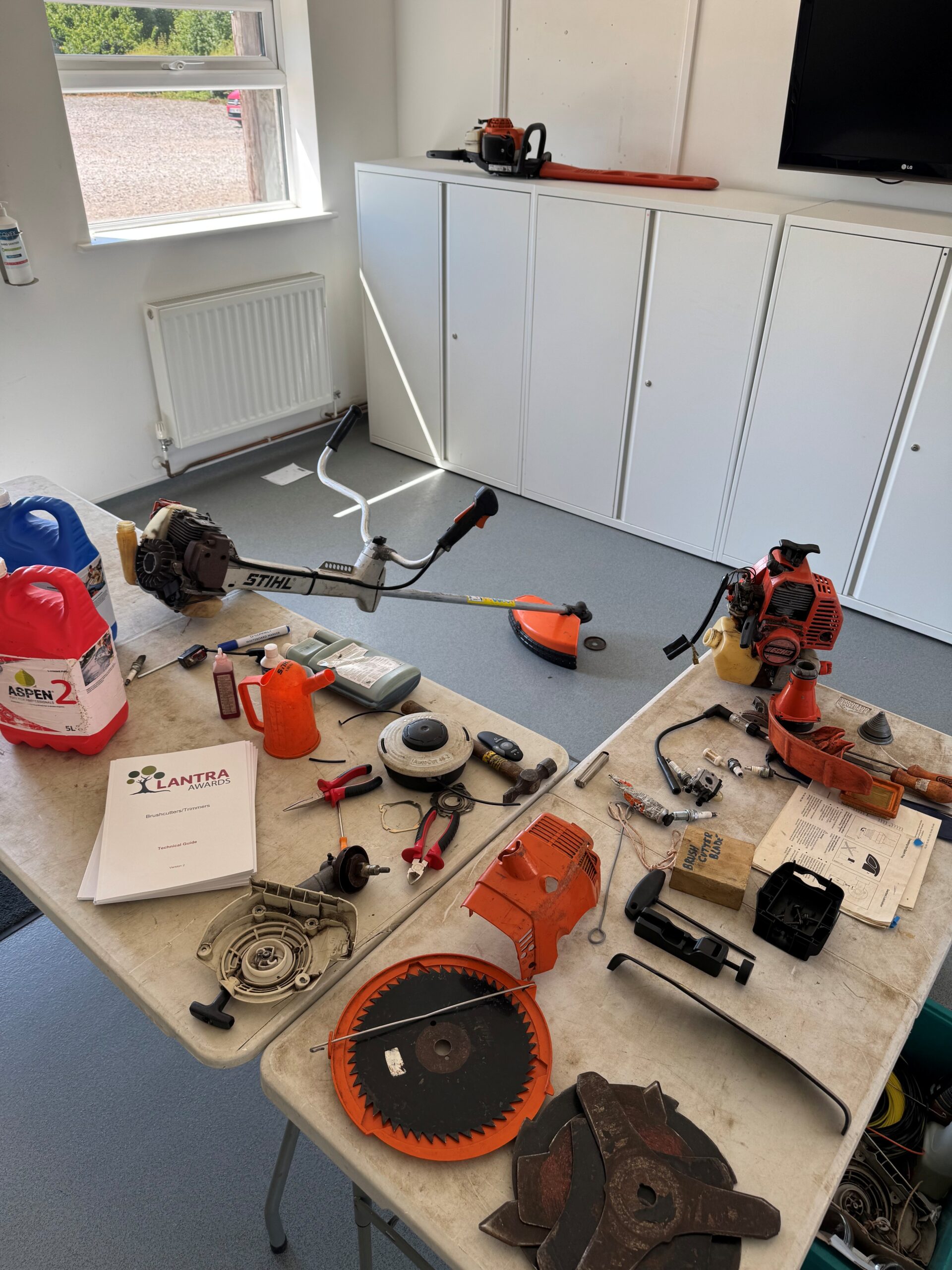 Level 2 Safe Use of Brush-cutters and Trimmers Course with Assessment [1.5 Days]