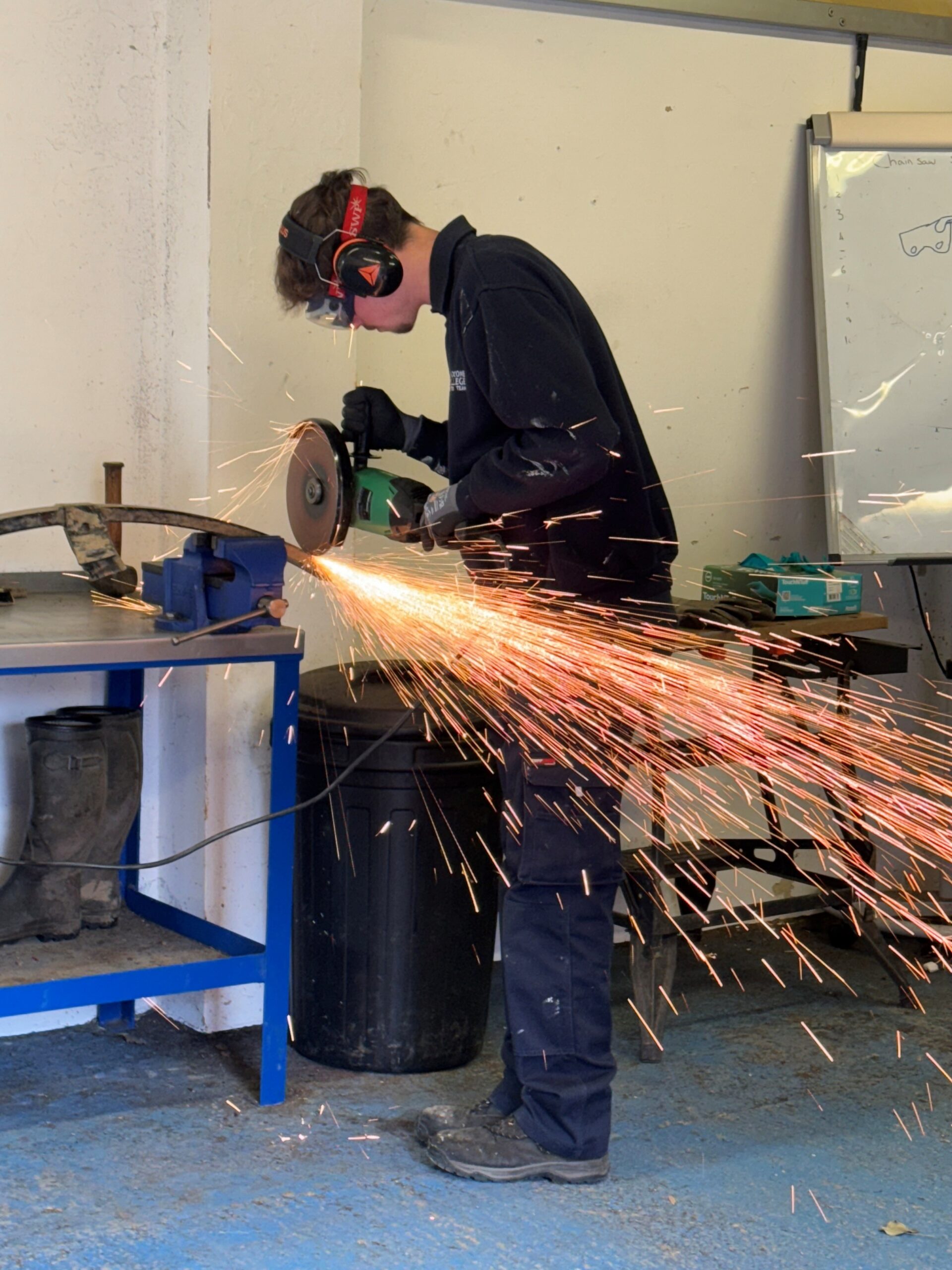 LANTRA Awards Abrasive Wheels Course