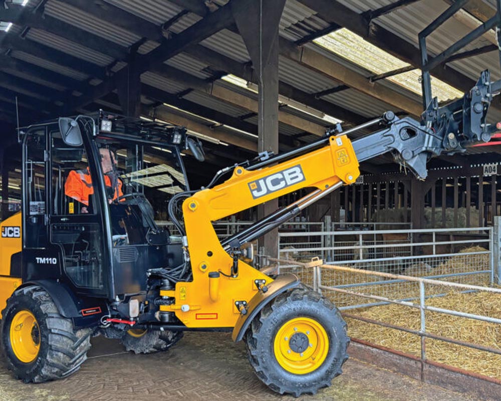 LANTRA Awards Pivot Steer Lift Truck Course