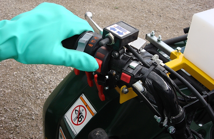 Level 2 PA2AR – Operating Vehicle Mounted Kerb Sprayers Fitted with Hydraulic Nozzles / Rotary Atomisers Course & Assessment