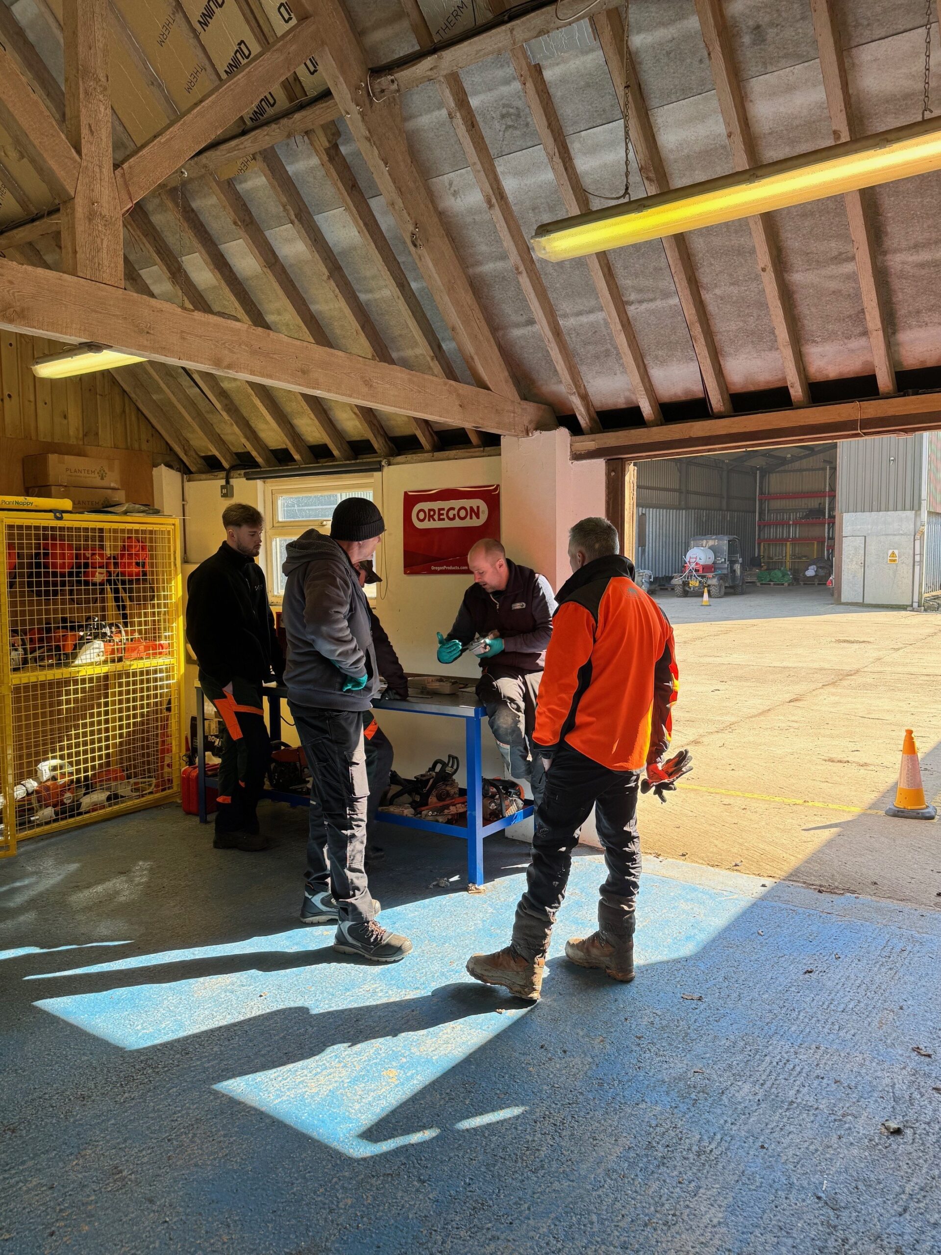 LANTRA Awards Using a Powered Pole Pruner Saw Course